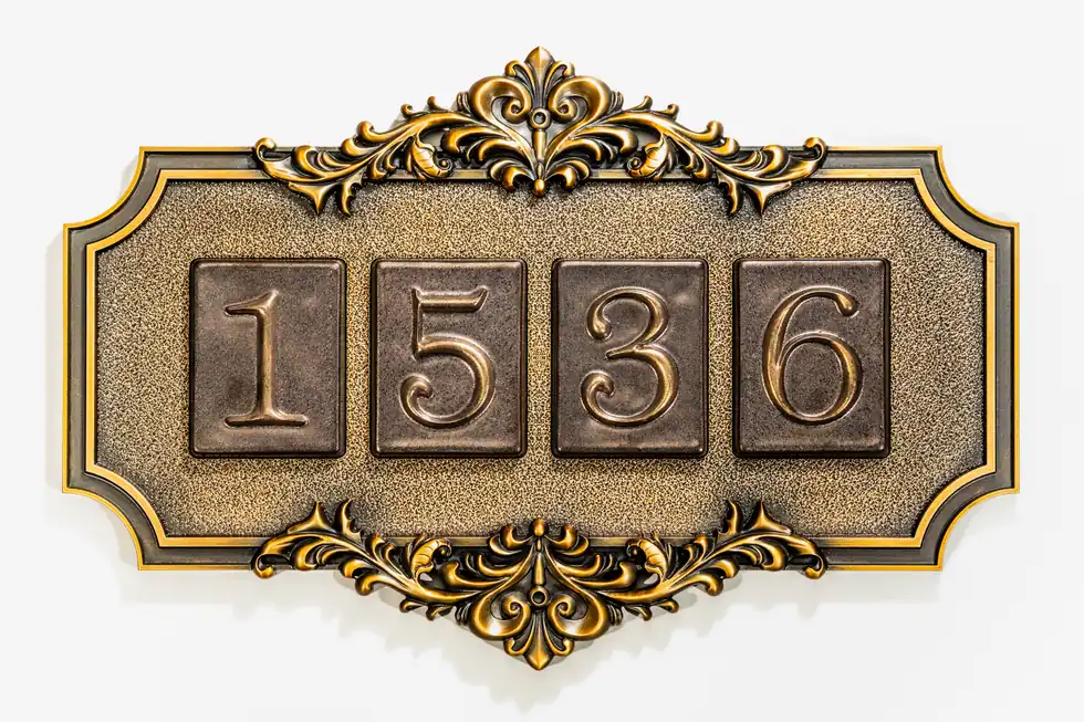 Ornate modular address number plaque 1536 with separate raised number blocks